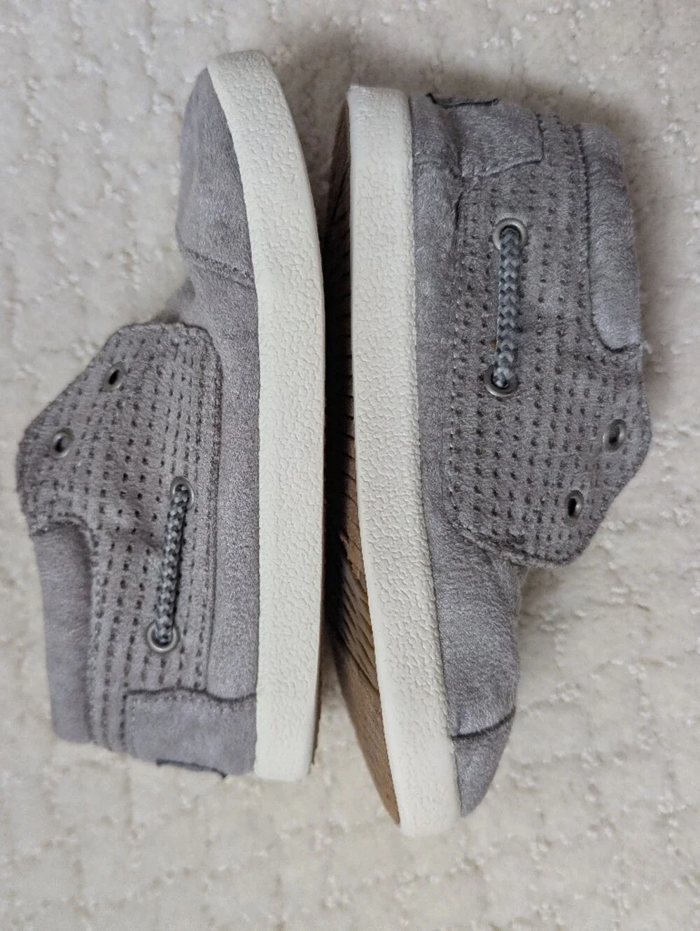 Kids TOMS Gray Suede High-Top Velcro Sneakers Size Toddler US9